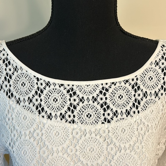 Lilly Pulitzer Resort White Dress - Large - Picture 3 of 7